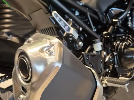 KAWASAKI-Z900 KAWASAKI-Z900-2025