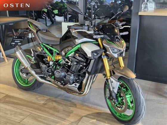 KAWASAKI Z900 SE 