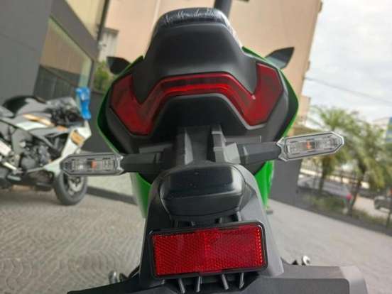 KAWASAKI-Z900 KAWASAKI-Z900-2026