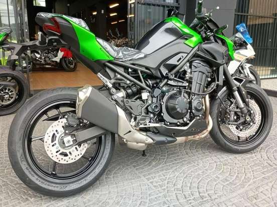 KAWASAKI-Z900 KAWASAKI-Z900-2026