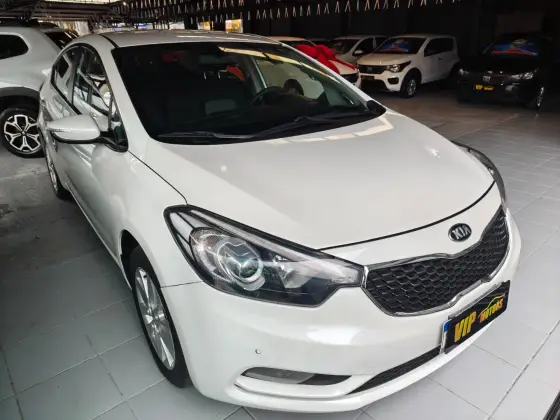 KIA CERATO 1.6 SX 16V FLEX 4P AUTOMÁTICO
