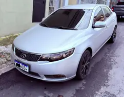 KIA CERATO 1.6 SX3 16V GASOLINA 4P AUTOMÁTICO KIA CERATO 1.6 SX3 16V GASOLINA 4P AUTOMÁTICO