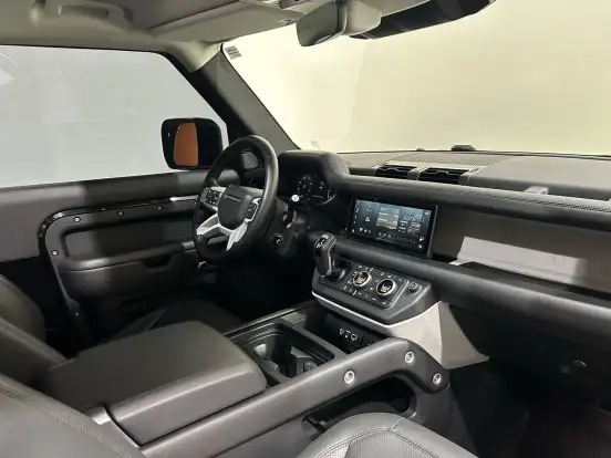 LAND ROVER-DEFENDER-2022