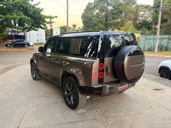LAND ROVER-DEFENDER-2023