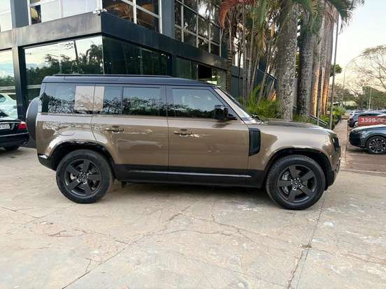 LAND ROVER-DEFENDER-2023