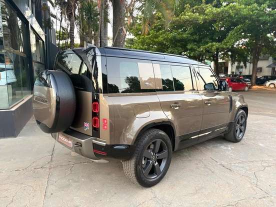 LAND ROVER-DEFENDER-3.0 D300 TURBO DIESEL MHEV 110 X-DYNAMIC S AWD AUTOMÁTICO LAND ROVER-DEFENDER-2023