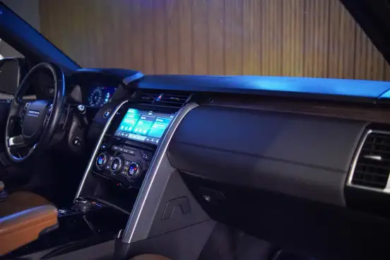 LAND ROVER-DISCOVERY-2019