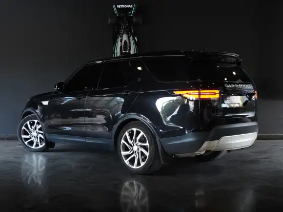 LAND ROVER-DISCOVERY-3.0 V6 TD6 DIESEL SE 4WD AUTOMÁTICO LAND ROVER-DISCOVERY-2018