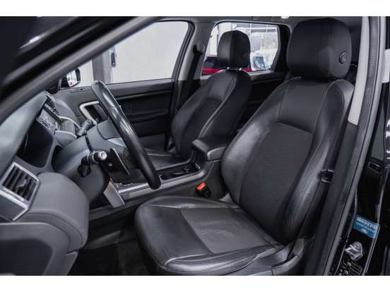 LAND ROVER-DISCOVERY SPORT-2.0 16V SI4 TURBO GASOLINA SE 4P AUTOMÁTICO LAND ROVER-DISCOVERY SPORT-2017