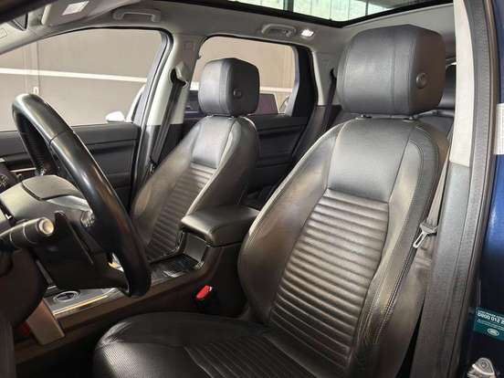 LAND ROVER-DISCOVERY SPORT-2015