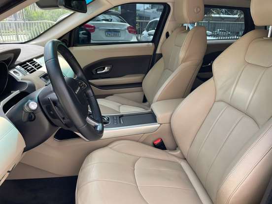 LAND ROVER-RANGE ROVER EVOQUE-2.0 SE DYNAMIC 4WD 16V GASOLINA 4P AUTOMÁTICO LAND ROVER-RANGE ROVER EVOQUE-2017