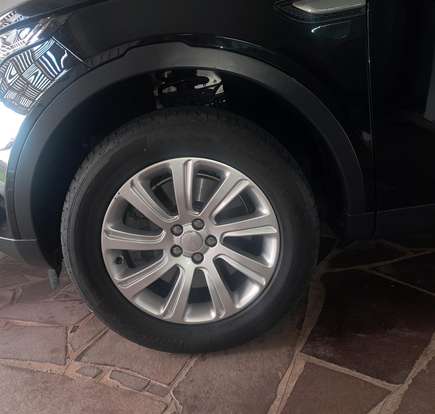 LAND ROVER-DISCOVERY SPORT-2018