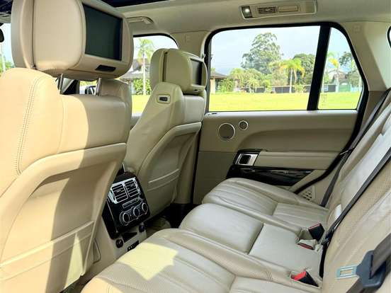 LAND ROVER-RANGE ROVER VOGUE-4.4 SE SDV8 4X4 TURBO DIESEL 4P AUTOMÁTICO LAND ROVER-RANGE ROVER VOGUE-2013