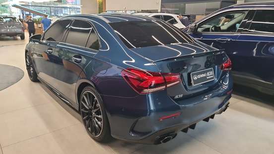 MERCEDES-BENZ-A 35 AMG-2021
