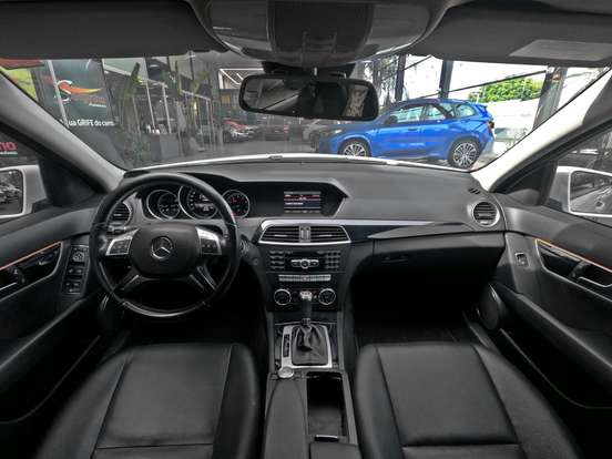 MERCEDES-BENZ-C 180-1.6 CGI SPORT 16V TURBO GASOLINA 4P AUTOMÁTICO MERCEDES-BENZ-C 180-2013
