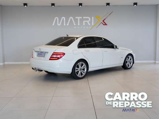MERCEDES-BENZ-C 180-1.8 CGI CLASSIC 16V GASOLINA 4P AUTOMÁTICO MERCEDES-BENZ-C 180-2011