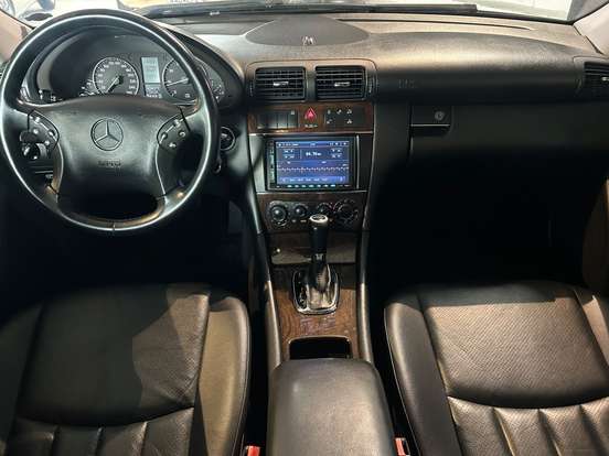 MERCEDES-BENZ-C 180 K-2004