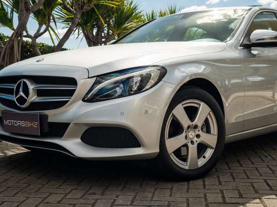 MERCEDES-BENZ-C 200-2.0 CGI AVANTGARDE 16V GASOLINA 4P AUTOMÁTICO MERCEDES-BENZ-C 200-2015