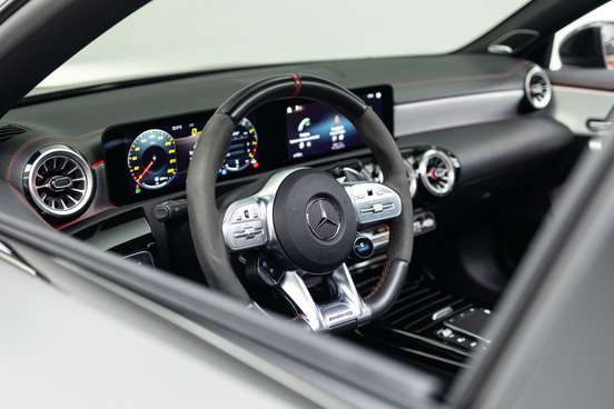 MERCEDES-BENZ-CLA 45 AMG-2022
