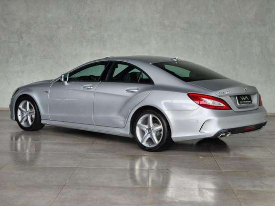MERCEDES-BENZ-CLS 400-3.0 V6 GASOLINA 4P AUTOMÁTICO MERCEDES-BENZ-CLS 400-2015