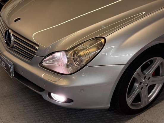 MERCEDES-BENZ-CLS 500-5.0 AVANTGARDE V8 GASOLINA 4P AUTOMÁTICO MERCEDES-BENZ-CLS 500-2007