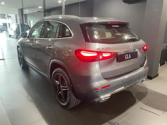 MERCEDES-BENZ-GLA 200-1.3 MHEV PROGRESSIVE 7G-DCT MERCEDES-BENZ-GLA 200-2025