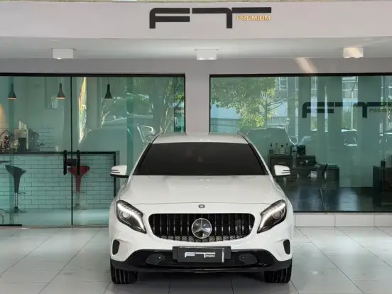 MERCEDES-BENZ-GLA 200-1.6 CGI ADVANCE 16V TURBO FLEX 4P AUTOMÁTICO MERCEDES-BENZ-GLA 200-2015