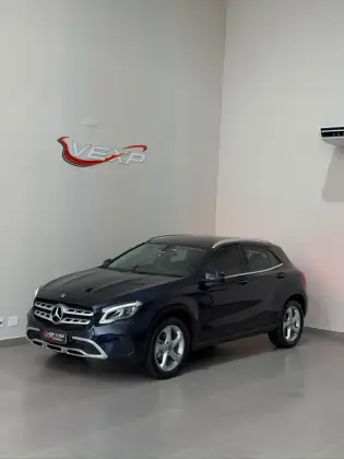 MERCEDES-BENZ GLA 200 1.6 CGI FLEX ADVANCE 7G-DCT