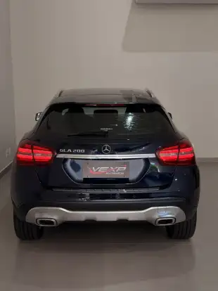 MERCEDES-BENZ-GLA 200-2018