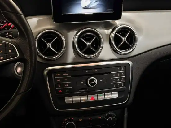 MERCEDES-BENZ-GLA 200-1.6 CGI FLEX ADVANCE 7G-DCT MERCEDES-BENZ-GLA 200-2018