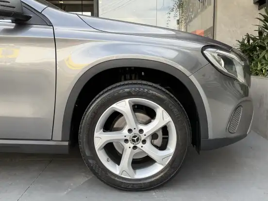 MERCEDES-BENZ-GLA 200-1.6 CGI FLEX ADVANCE 7G-DCT MERCEDES-BENZ-GLA 200-2018