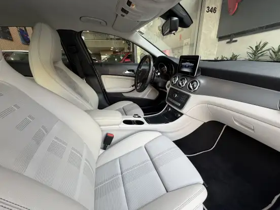 MERCEDES-BENZ-GLA 200-1.6 CGI FLEX ADVANCE 7G-DCT MERCEDES-BENZ-GLA 200-2018