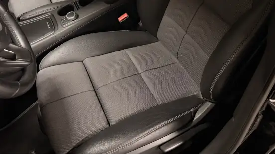 MERCEDES-BENZ-GLA 200-2019