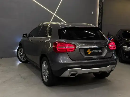 MERCEDES-BENZ-GLA 200-1.6 CGI STYLE 16V TURBO FLEX 4P AUTOMÁTICO MERCEDES-BENZ-GLA 200-2015
