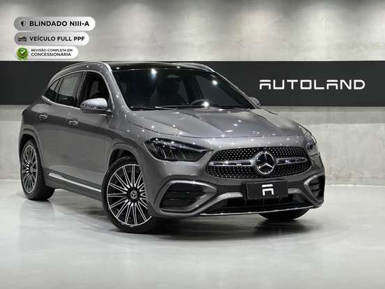 MERCEDES-BENZ-GLA 200-2024