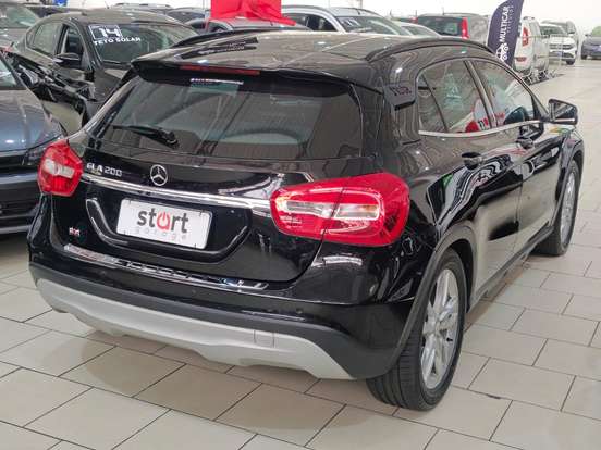 MERCEDES-BENZ-GLA 200-1.6 CGI ADVANCE 16V TURBO FLEX 4P AUTOMÁTICO MERCEDES-BENZ-GLA 200-2015