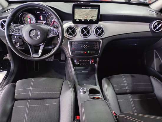 MERCEDES-BENZ-GLA 200-1.6 CGI ENDURO 16V TURBO FLEX 4P AUTOMÁTICO MERCEDES-BENZ-GLA 200-2017