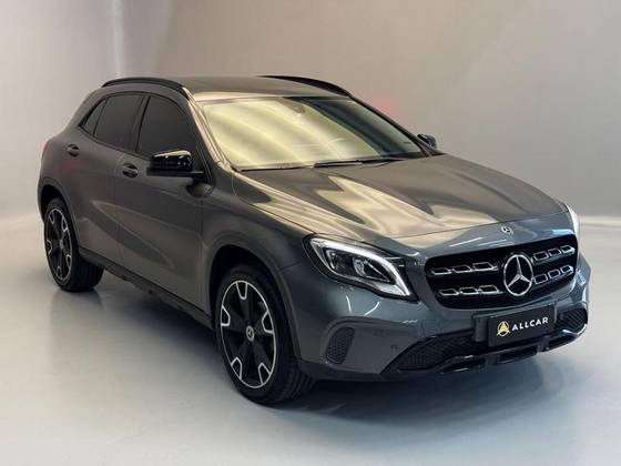 MERCEDES-BENZ GLA 200 1.6 CGI FLEX ADVANCE 7G-DCT
