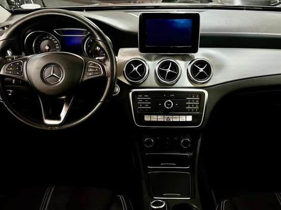 MERCEDES-BENZ-GLA 200-1.6 CGI FLEX ADVANCE 7G-DCT MERCEDES-BENZ-GLA 200-2019