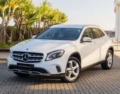 MERCEDES-BENZ GLA 200 1.6 CGI FLEX ADVANCE 7G-DCT MERCEDES-BENZ GLA 200 1.6 CGI FLEX ADVANCE 7G-DCT