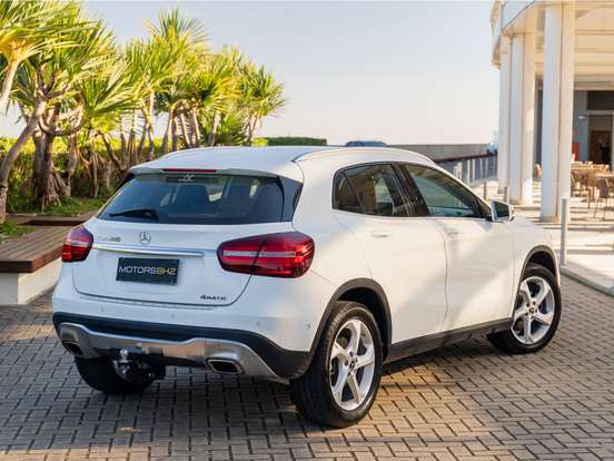 MERCEDES-BENZ-GLA 200-1.6 CGI FLEX ADVANCE 7G-DCT MERCEDES-BENZ-GLA 200-2018