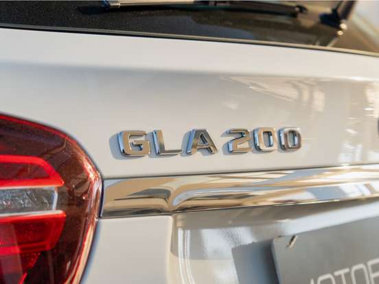 MERCEDES-BENZ-GLA 200-1.6 CGI FLEX ADVANCE 7G-DCT MERCEDES-BENZ-GLA 200-2018