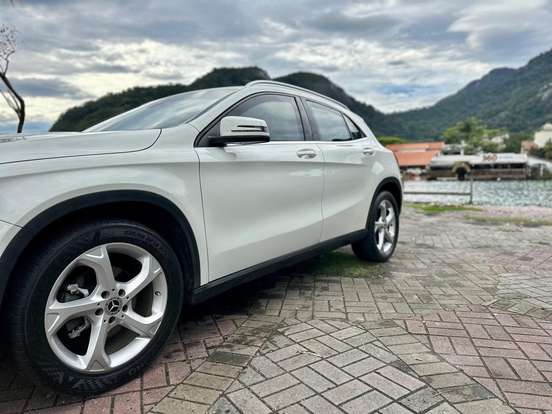 MERCEDES-BENZ-GLA 200-1.6 CGI FLEX ADVANCE 7G-DCT MERCEDES-BENZ-GLA 200-2017