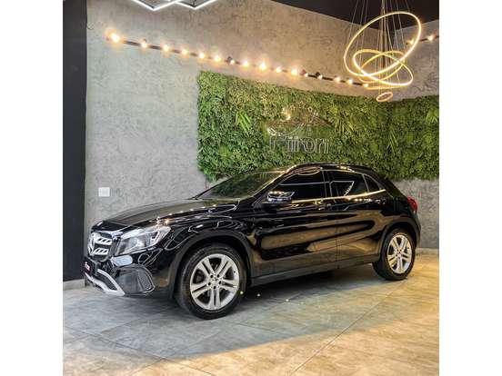 MERCEDES-BENZ-GLA 200-1.6 CGI FLEX STYLE 7G-DCT MERCEDES-BENZ-GLA 200-2017
