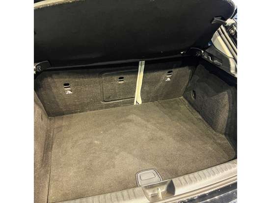 MERCEDES-BENZ-GLA 200-1.6 CGI FLEX STYLE 7G-DCT MERCEDES-BENZ-GLA 200-2017