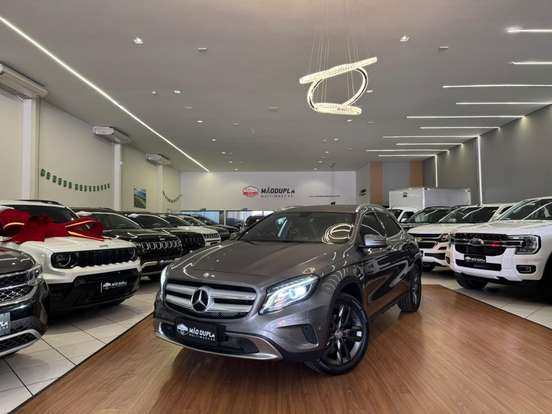 MERCEDES-BENZ-GLA 200-1.6 CGI STYLE 16V TURBO FLEX 4P AUTOMÁTICO MERCEDES-BENZ-GLA 200-2015