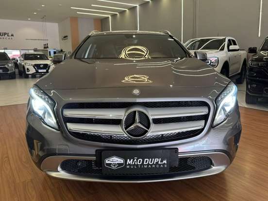 MERCEDES-BENZ-GLA 200-1.6 CGI STYLE 16V TURBO FLEX 4P AUTOMÁTICO MERCEDES-BENZ-GLA 200-2015
