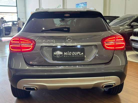 MERCEDES-BENZ-GLA 200-1.6 CGI STYLE 16V TURBO FLEX 4P AUTOMÁTICO MERCEDES-BENZ-GLA 200-2015