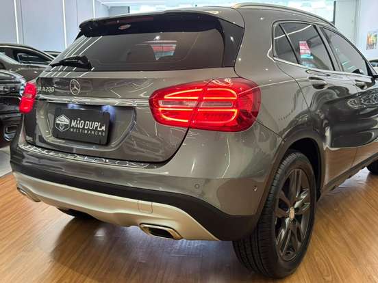 MERCEDES-BENZ-GLA 200-1.6 CGI STYLE 16V TURBO FLEX 4P AUTOMÁTICO MERCEDES-BENZ-GLA 200-2015
