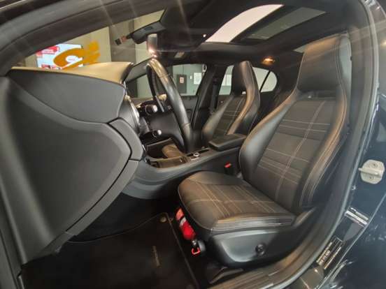 MERCEDES-BENZ-GLA 250-2.0 16V TURBO GASOLINA VISION 4P AUTOMÁTICO MERCEDES-BENZ-GLA 250-2015